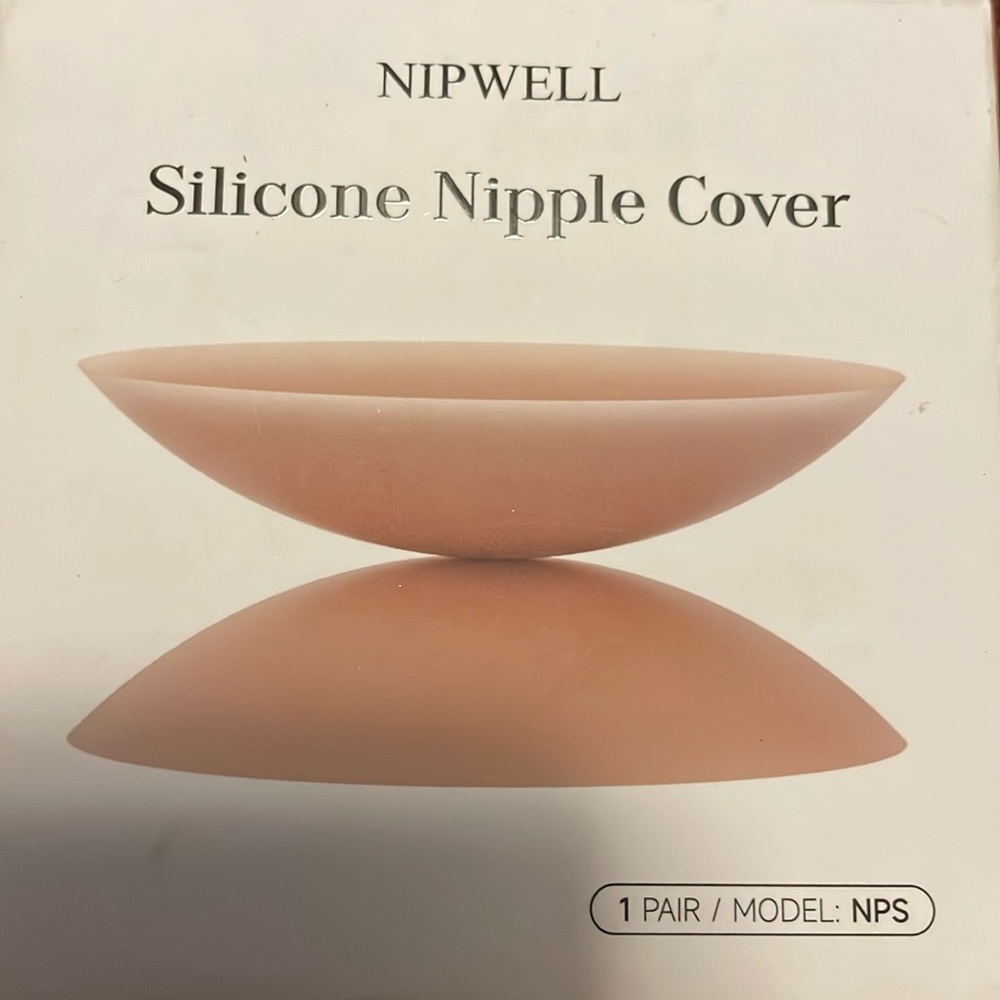 Nipwell Silicone Nipple Covers. 3 Pair. See Pictures For Details Size & Color.